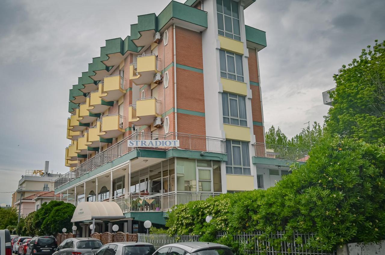 Hotel Stradiot ริมินี ภายนอก รูปภาพ