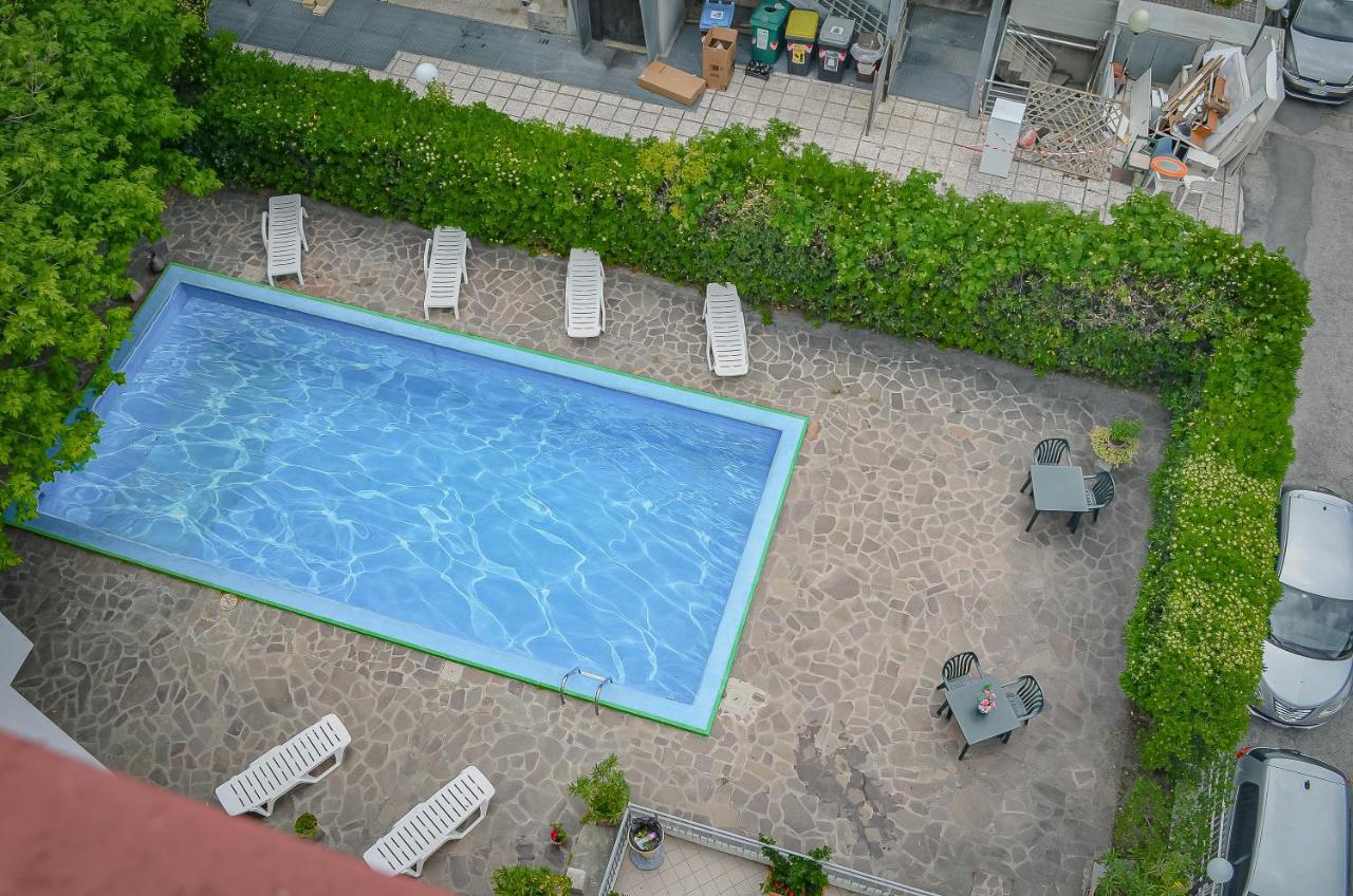 Hotel Stradiot ริมินี ภายนอก รูปภาพ