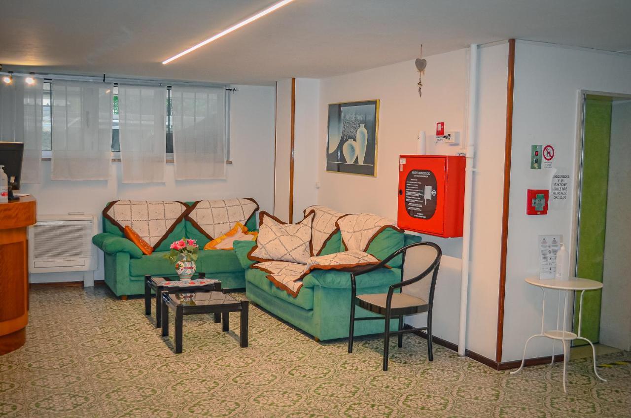 Hotel Stradiot ริมินี ภายนอก รูปภาพ